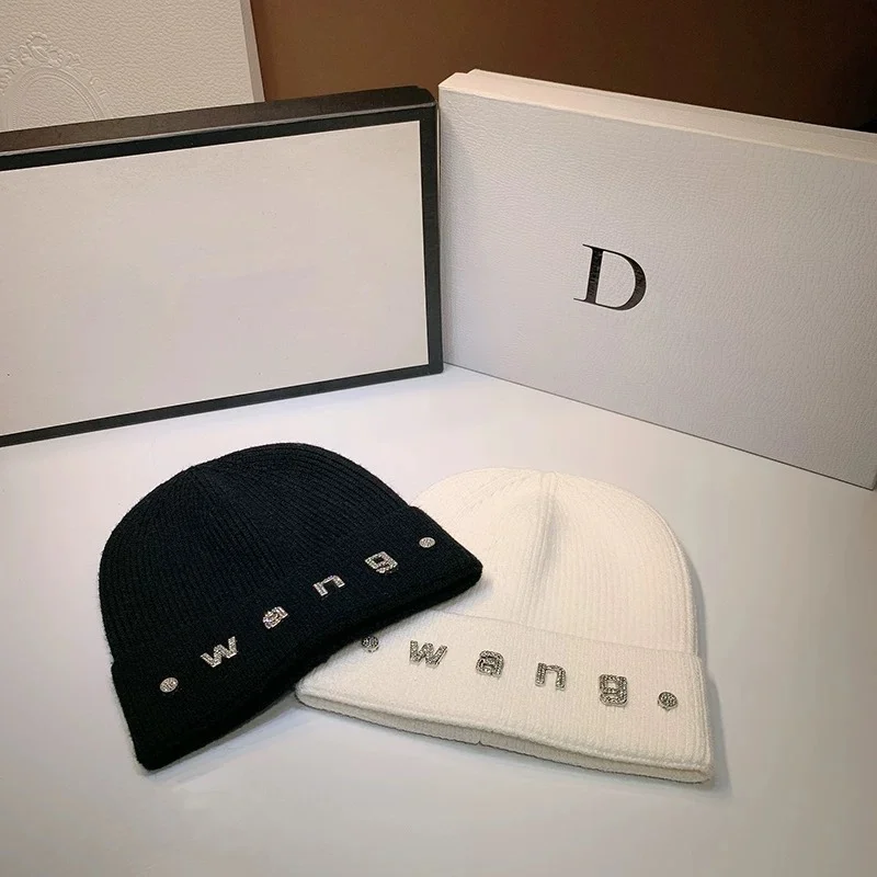 Alexander Wang hat dx05